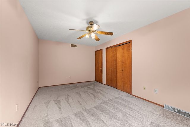 7404 Hidden Glen Drive, Amherst, OH 44001
