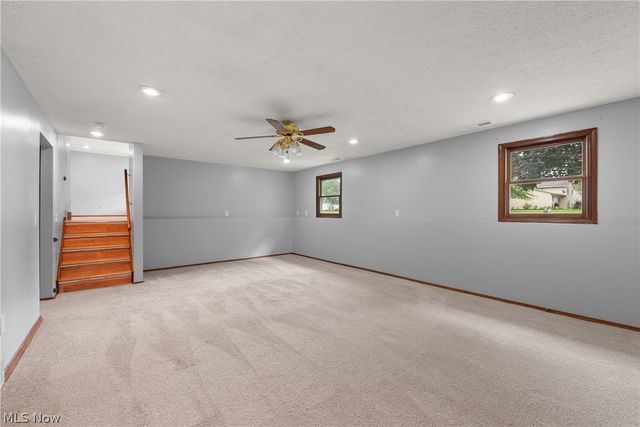 7404 Hidden Glen Drive, Amherst, OH 44001
