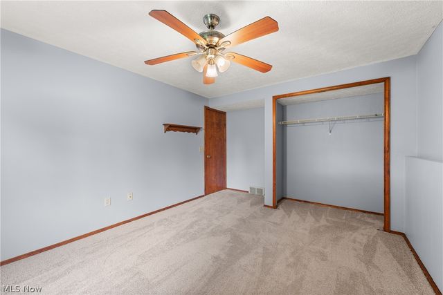 7404 Hidden Glen Drive, Amherst, OH 44001
