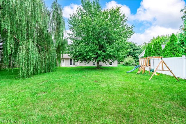 7404 Hidden Glen Drive, Amherst, OH 44001