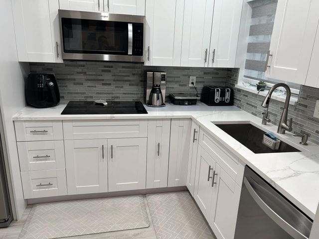 369 Waterside Drive, Hypoluxo, FL 33462