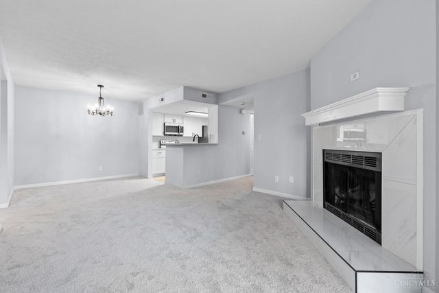 10555 Montgomery Road, Montgomery, OH 45242