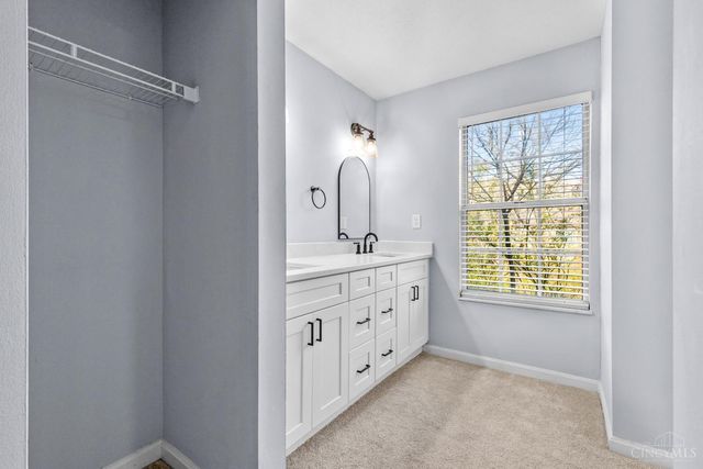 10555 Montgomery Road, Montgomery, OH 45242