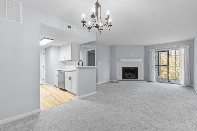 10555 Montgomery Road, Montgomery, OH 45242