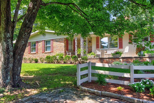 100 Kennedy Bridge Road, Lancaster, KY 40444