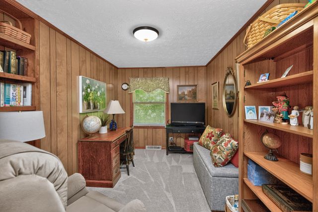 100 Kennedy Bridge Road, Lancaster, KY 40444