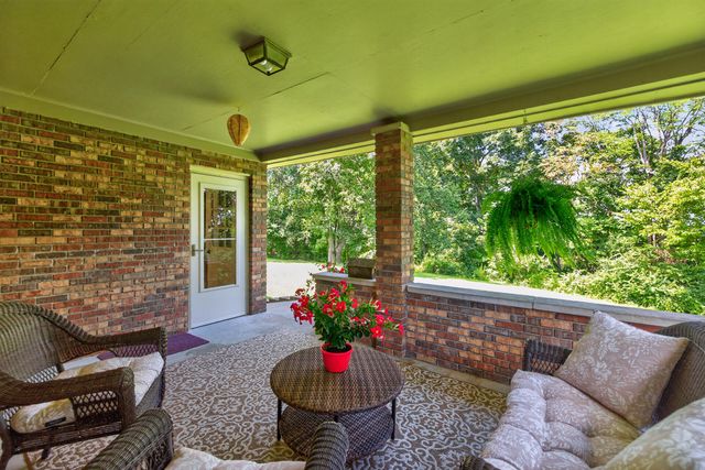 100 Kennedy Bridge Road, Lancaster, KY 40444