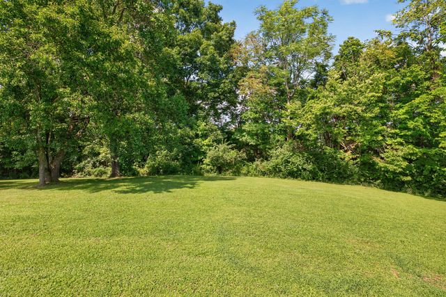 100 Kennedy Bridge Road, Lancaster, KY 40444