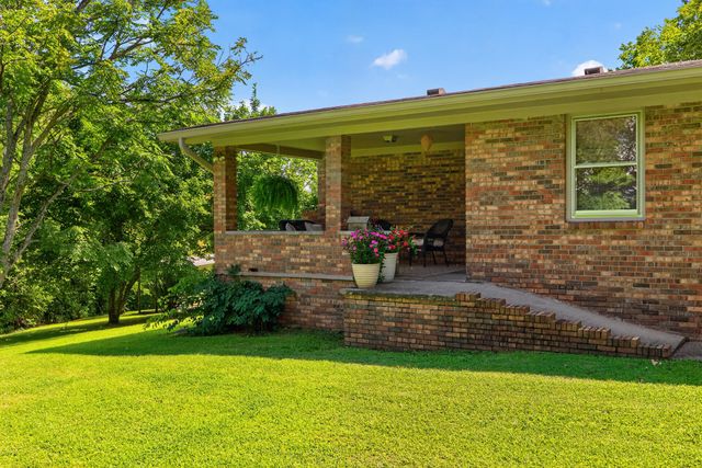100 Kennedy Bridge Road, Lancaster, KY 40444