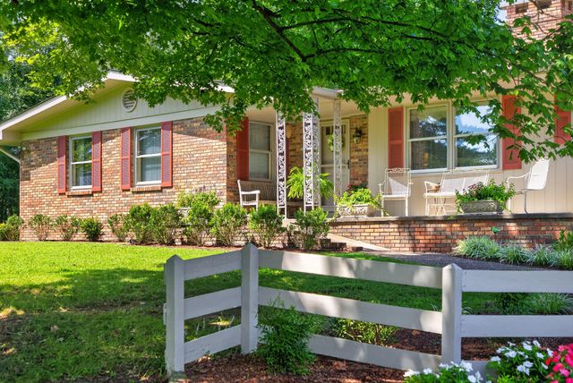 100 Kennedy Bridge Road, Lancaster, KY 40444
