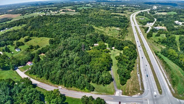 100 Kennedy Bridge Road, Lancaster, KY 40444
