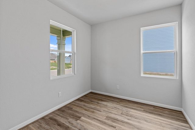 108 Cherry Blossom LN, Taylor, TX 76574