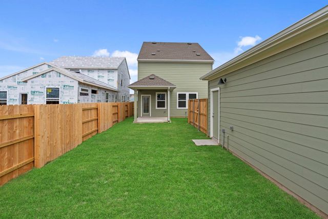 108 Cherry Blossom LN, Taylor, TX 76574