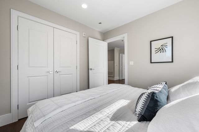 214 Market St 205, Boston, MA 02135