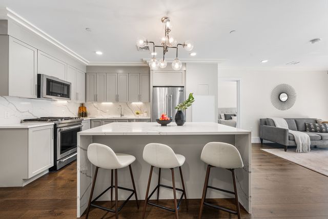 214 Market St 205, Boston, MA 02135