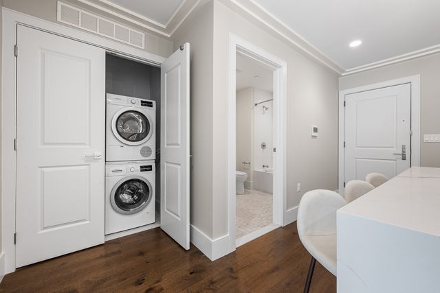 214 Market St 205, Boston, MA 02135