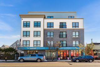 214 Market St 205, Boston, MA 02135