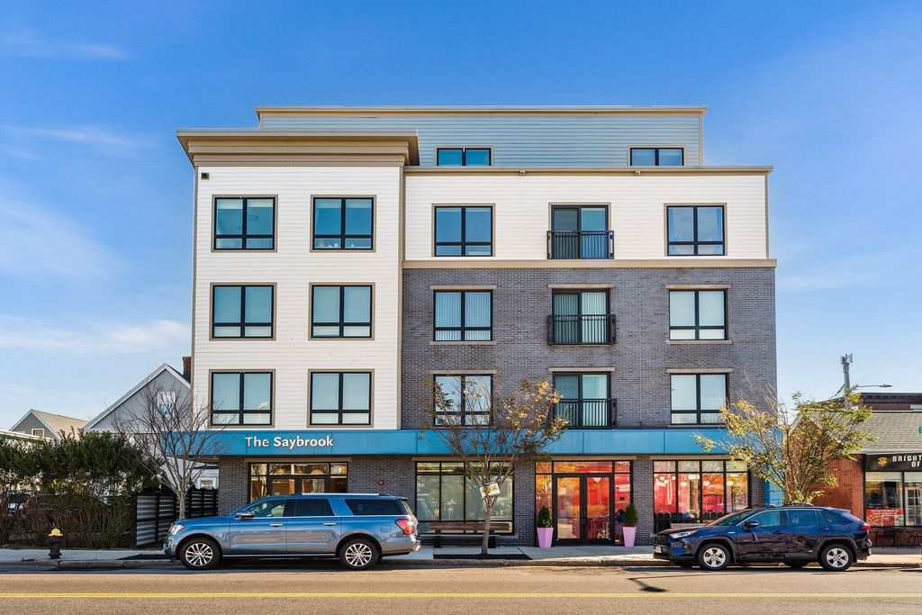214 Market St 205, Boston, MA 02135