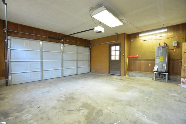 203 Canebreak Lane, Simpsonville, SC 29681