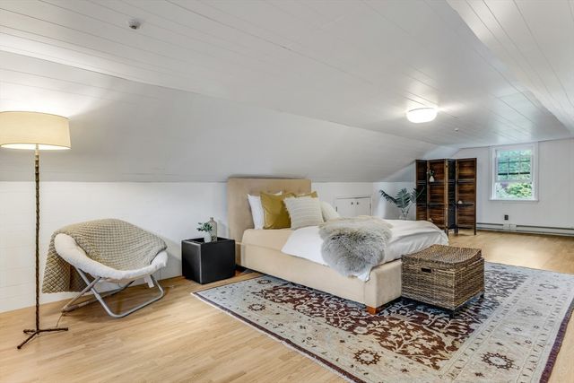 85 Old Farm Rd, Milton, MA 02186