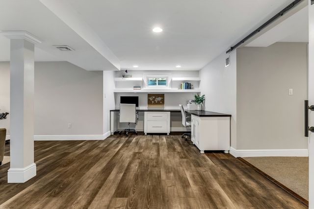 85 Old Farm Rd, Milton, MA 02186