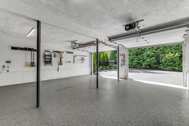 85 Old Farm Rd, Milton, MA 02186