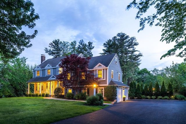 85 Old Farm Rd, Milton, MA 02186