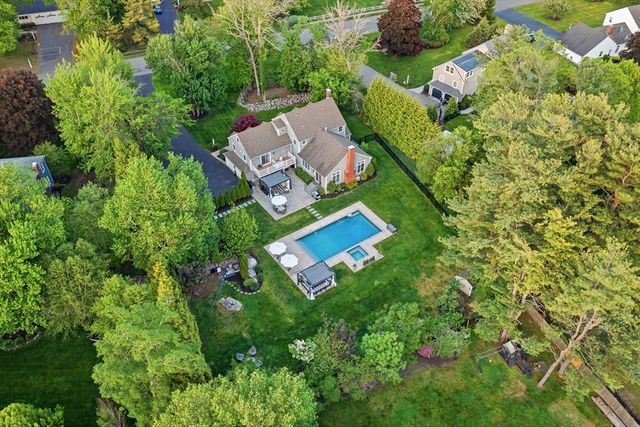 85 Old Farm Rd, Milton, MA 02186