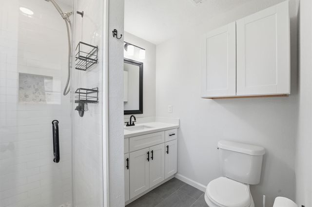 3010 Michaelis Lane, Baytown, TX 77521