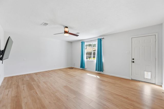 3010 Michaelis Lane, Baytown, TX 77521