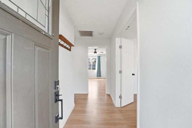 3010 Michaelis Lane, Baytown, TX 77521