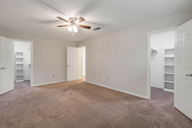 445 Parkridge Boulevard, Burleson, TX 76028