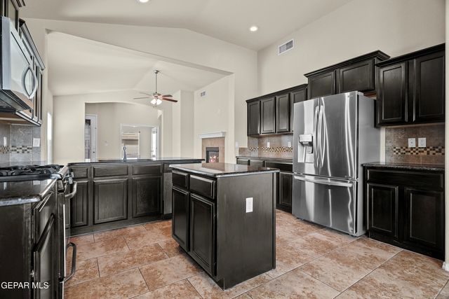 7508 EAGLE VISTA Drive, El Paso, TX 79911