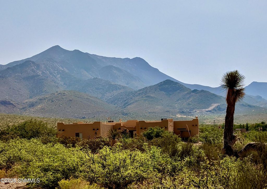4970 Baylor Canyon Road, Las Cruces, NM 88011
