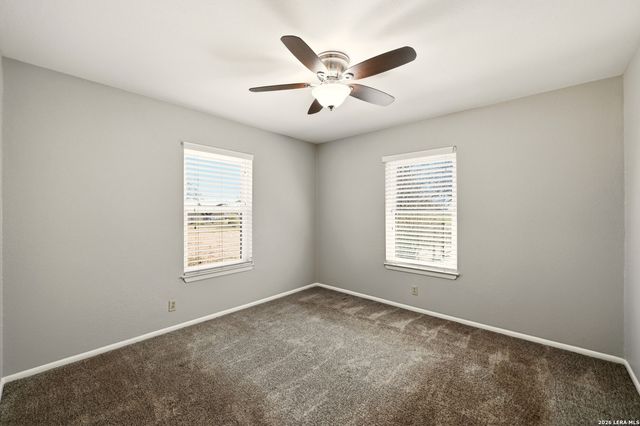 8042 Knowlton Rd, San Antonio, TX 78263