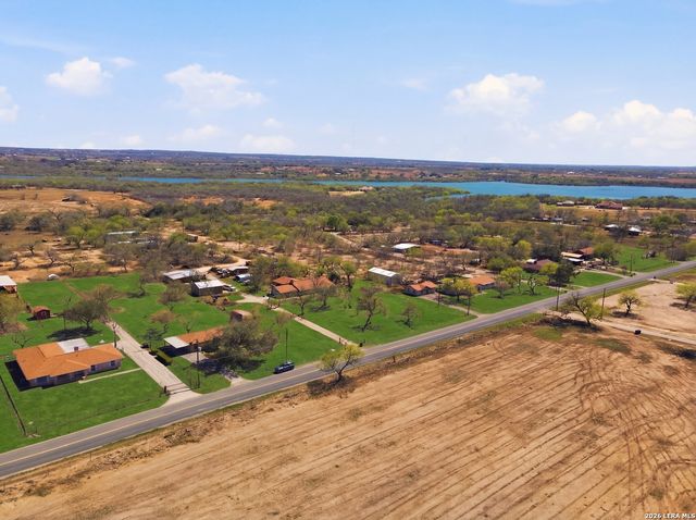 8042 Knowlton Rd, San Antonio, TX 78263