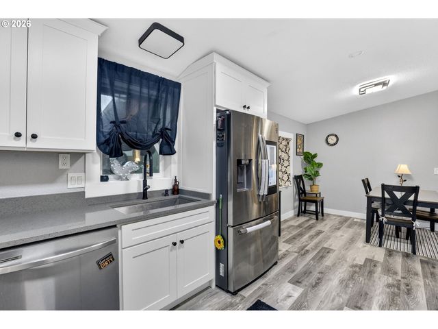 2905 Ne 206TH Pl, Fairview, OR 97024