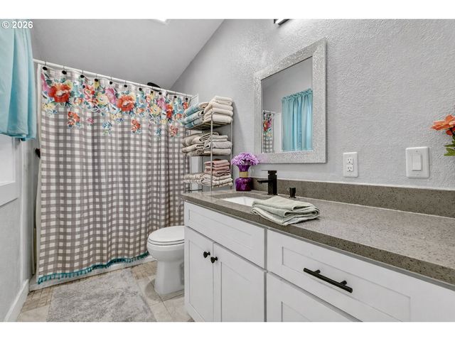 2905 Ne 206TH Pl, Fairview, OR 97024