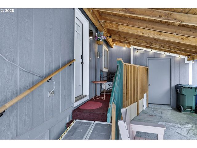 2905 Ne 206TH Pl, Fairview, OR 97024