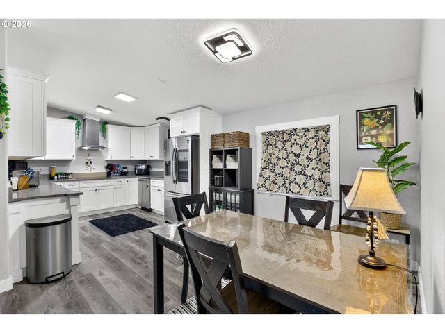 2905 Ne 206TH Pl, Fairview, OR 97024