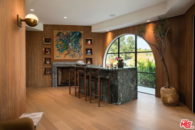1122 La Altura Road, Beverly Hills, CA 90210