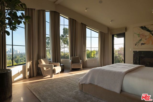 1122 La Altura Road, Beverly Hills, CA 90210