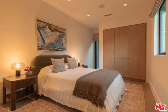 1122 La Altura Road, Beverly Hills, CA 90210