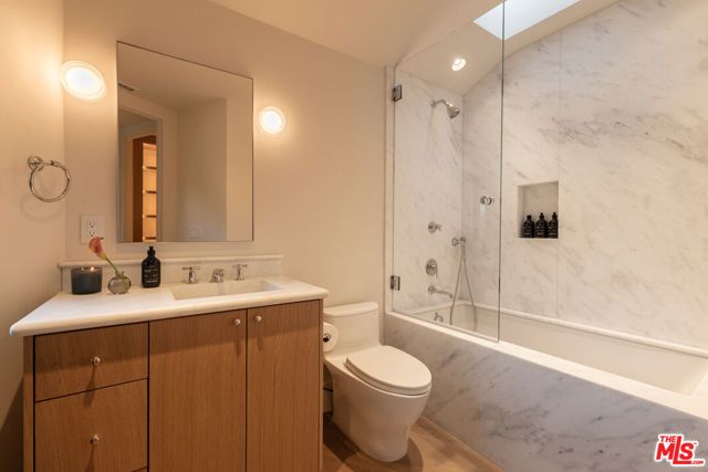 1122 La Altura Road, Beverly Hills, CA 90210