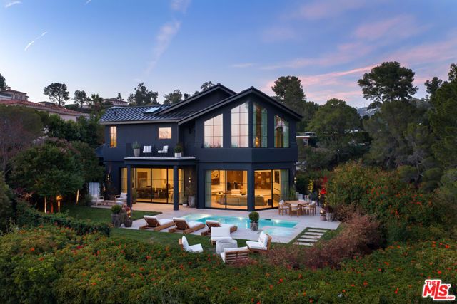 1122 La Altura Road, Beverly Hills, CA 90210