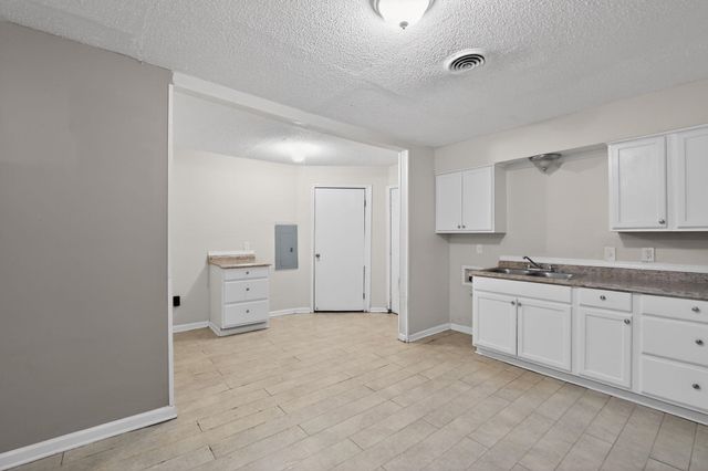 812 LEACREST AVE, Memphis, TN 38109