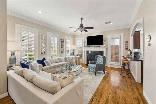 5774 Doliver Drive, Houston, TX 77057