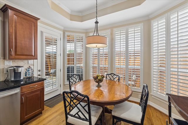 5774 Doliver Drive, Houston, TX 77057