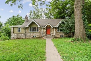 1141 E 75th Terrace, Kansas City, MO 64131