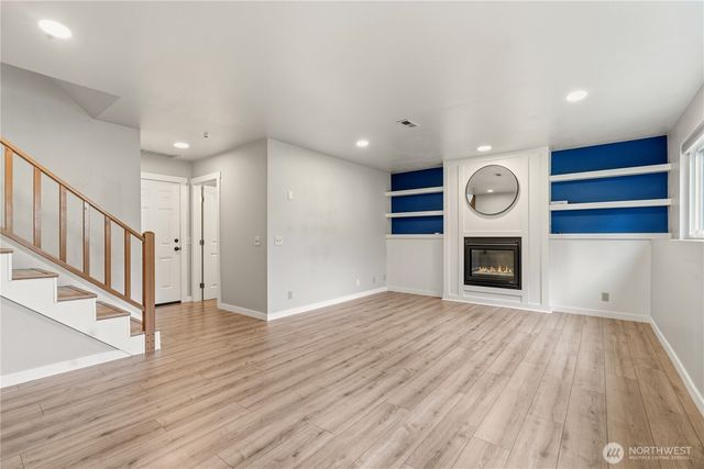 2401 185th Place SE, Bothell, WA 98012